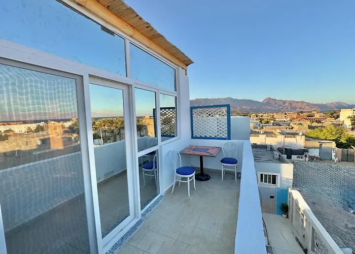 Bright Panoramic Rooftop At World *