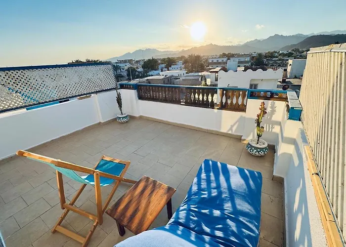 Bright Panoramic Rooftop At World Apartment Dahab